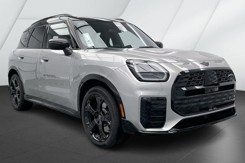 Melting Silver III Metallic 2026 MINI Countryman S ALL4 SUV / Crossover All-Wheel Drive 7-Speed Dual Clutch
