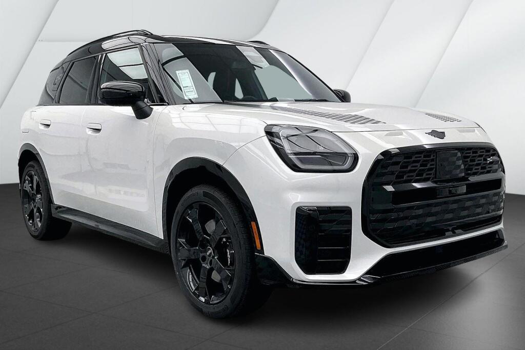 Nanuq White Metallic 2026 MINI Countryman S ALL4 SUV / Crossover All-Wheel Drive 7-Speed Dual Clutch