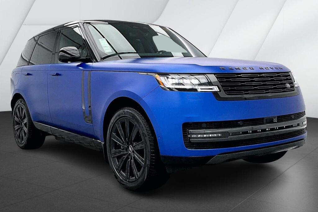 Velocity Blue in Satin Finish 2025 Land Rover Range Rover P550e Autobiography AWD SUV / Crossover All-Wheel Drive Automatic