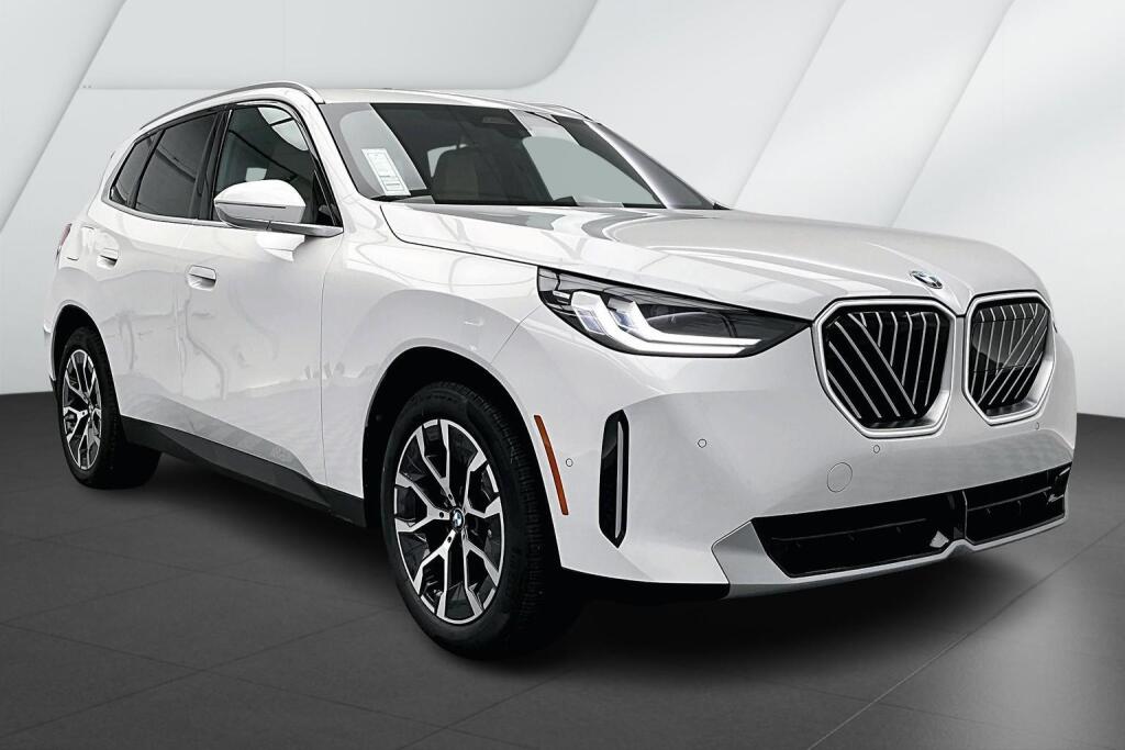 Mineral White Metallic 2026 BMW X3 30 xDrive SUV / Crossover All-Wheel Drive Automatic