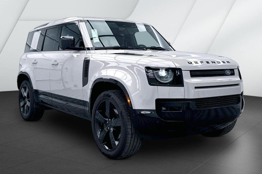 Gray (Borasco Grey Metallic) 2026 Land Rover Defender 110 P500 X-Dynamic SE AWD SUV / Crossover All-Wheel Drive Automatic