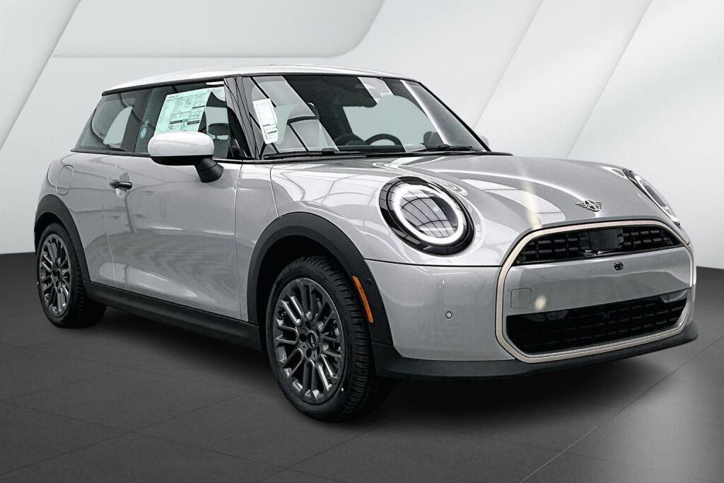 Melting Silver III Metallic 2026 MINI Cooper C 2-Door Hatchback FWD Hatchback Front-Wheel Drive Automatic