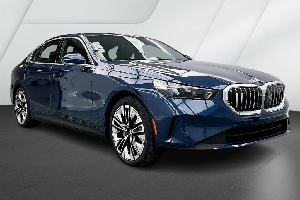 Phytonic Blue Metallic 2026 BMW 5 Series 530i xDrive Sedan All-Wheel Drive Automatic
