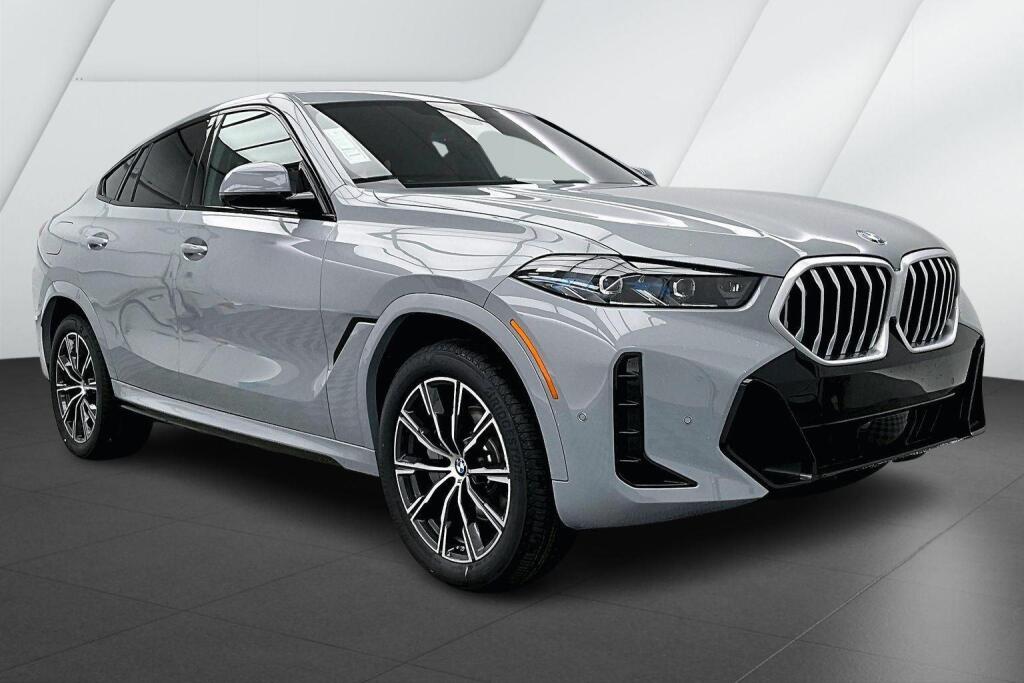Gray (Brooklyn Grey Metallic) 2026 BMW X6 xDrive40i SUV / Crossover All-Wheel Drive Automatic