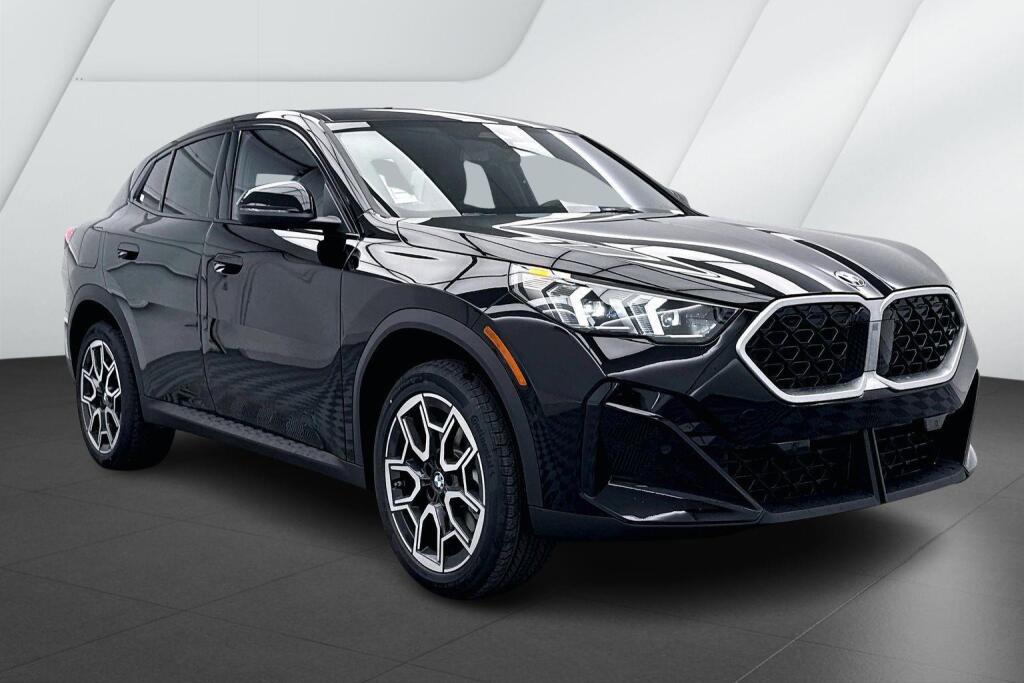 Jet Black 2026 BMW X2 xDrive28i SUV / Crossover All-Wheel Drive 7-Speed Dual Clutch