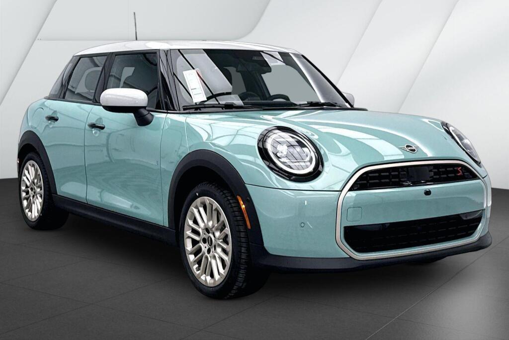 Ocean Wave Green Metallic 2026 MINI Cooper S 4-Door Hatchback FWD Hatchback Front-Wheel Drive 7-Speed Dual Clutch