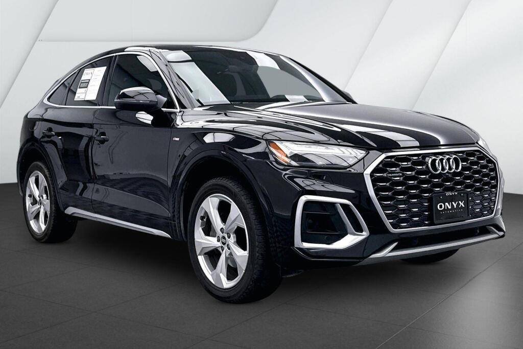 Mythos Black Metallic 2021 Audi Q5 Sportback quattro Prestige 45 TFSI AWD Sedan All-Wheel Drive Automatic