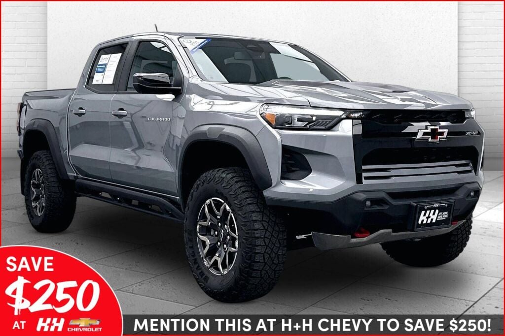 Sterling Gray Metallic 2024 Chevrolet Colorado ZR2 Crew Cab 4WD Pickup Truck Four-Wheel Drive 8-Speed Automatic
