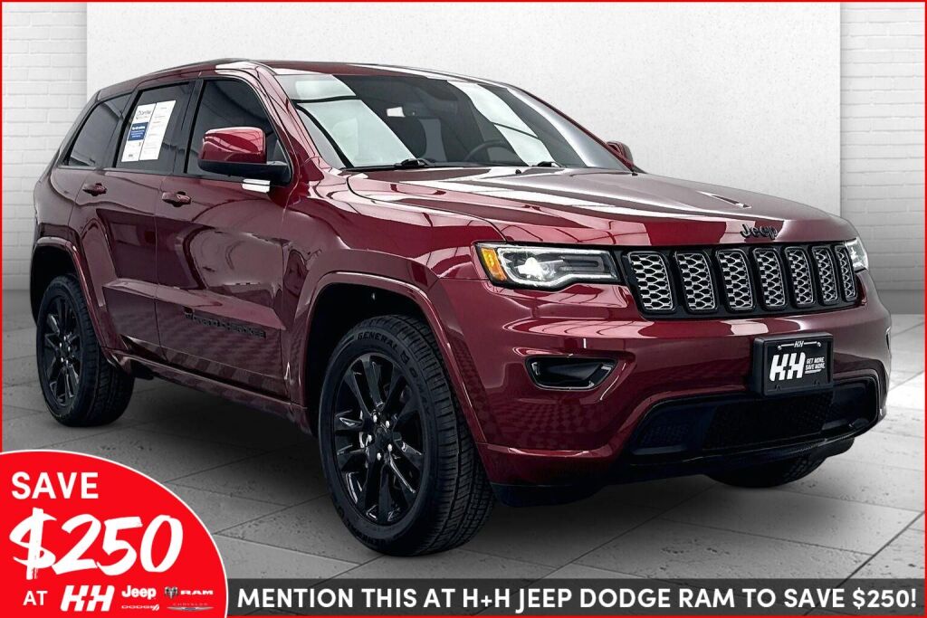 Velvet Red Pearlcoat 2022 Jeep Grand Cherokee WK Laredo X 4WD SUV / Crossover Four-Wheel Drive 8-Speed Automatic