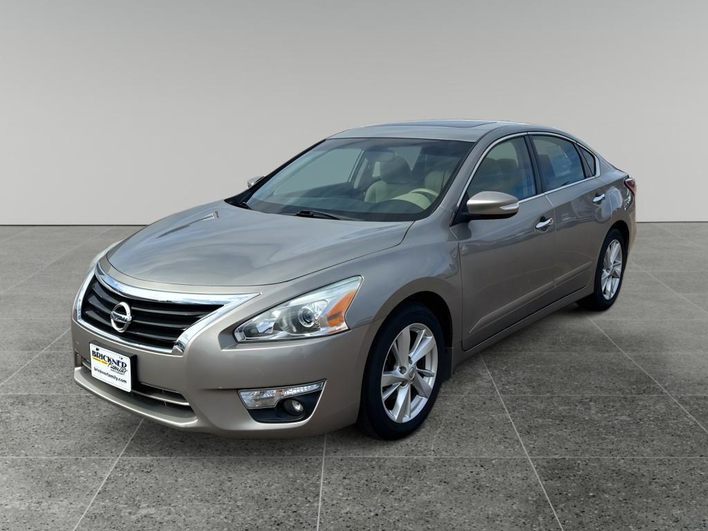 Saharan Stone 2015 Nissan Altima 2.5 SV Sedan Front-Wheel Drive Continuously Variable Transmission