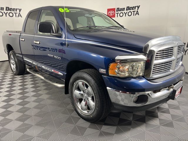 Patriot Blue Pearlcoat 2005 Dodge RAM 1500 SLT Quad Cab 4WD Pickup Truck Four-Wheel Drive 5-Speed Automatic