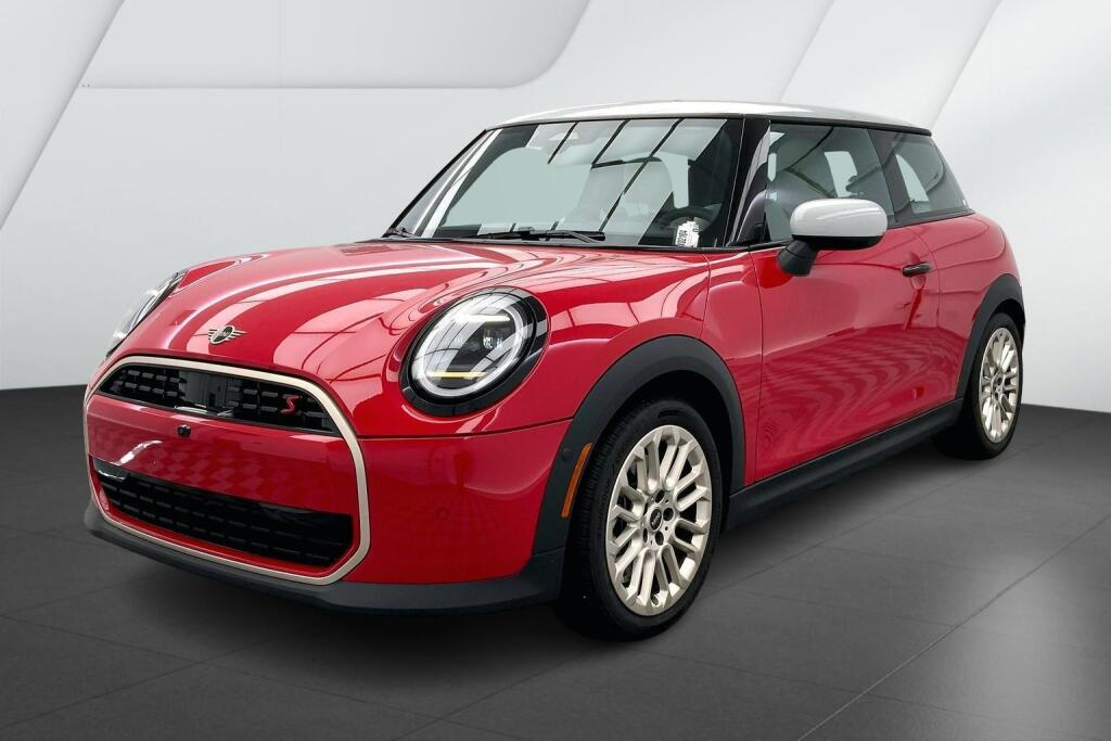 Chili Red II 2025 MINI Cooper S 2-Door Hatchback FWD Hatchback Front-Wheel Drive 7-Speed Dual Clutch
