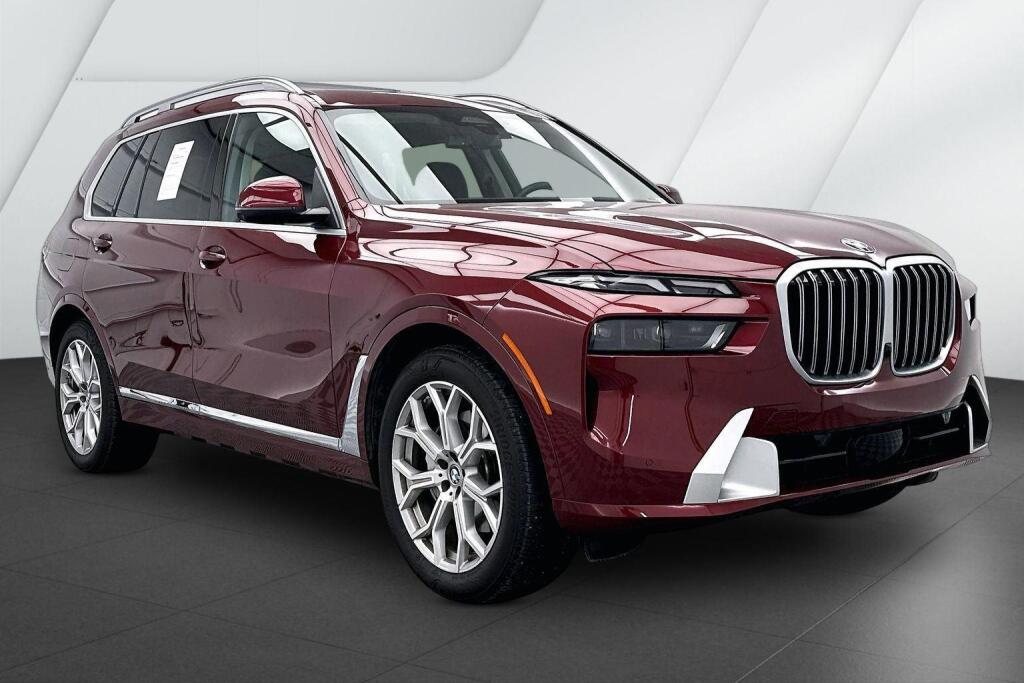 Aventurin Red Metallic 2025 BMW X7 xDrive40i AWD SUV / Crossover All-Wheel Drive Automatic
