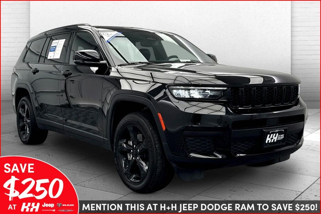 Diamond Black Crystal Pearlcoat 2023 Jeep Grand Cherokee L Altitude 4WD SUV / Crossover Four-Wheel Drive 8-Speed Automatic
