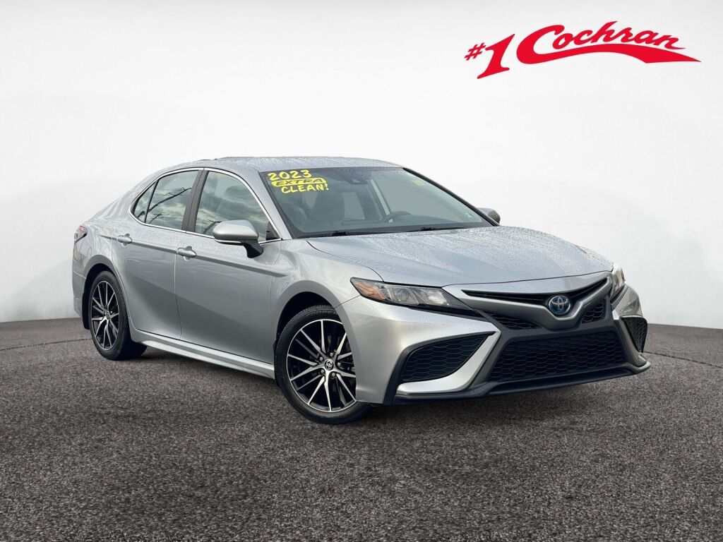 2023 Toyota Camry Hybrid SE FWD