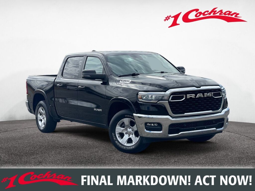 Diamond Black Crystal Pearlcoat 2025 RAM 1500 Big Horn Crew Cab 4WD Pickup Truck Four-Wheel Drive 8-Speed Automatic