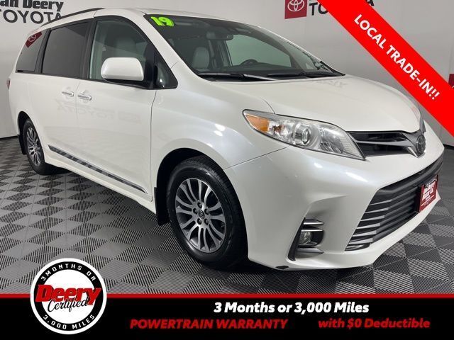 2019 Toyota Sienna XLE 8-Passenger FWD
