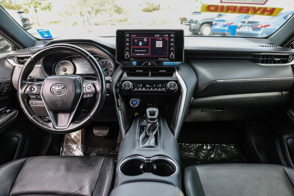 View vehicle photo 2