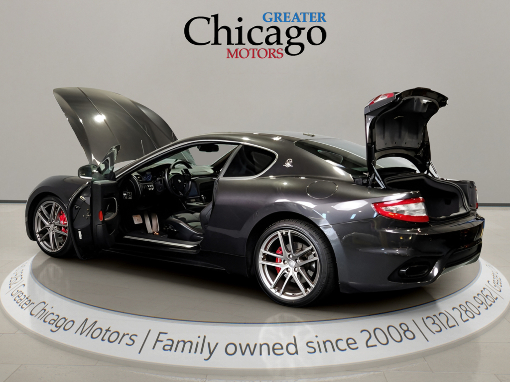 View vehicle photo 5