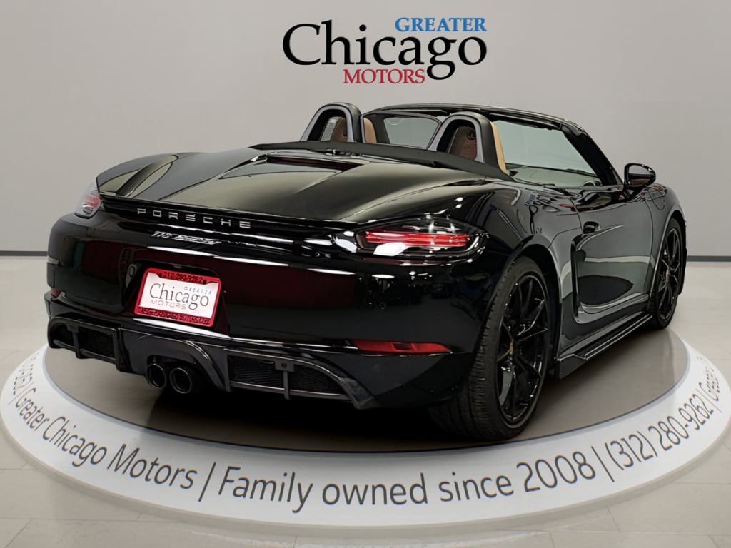 View vehicle photo 6