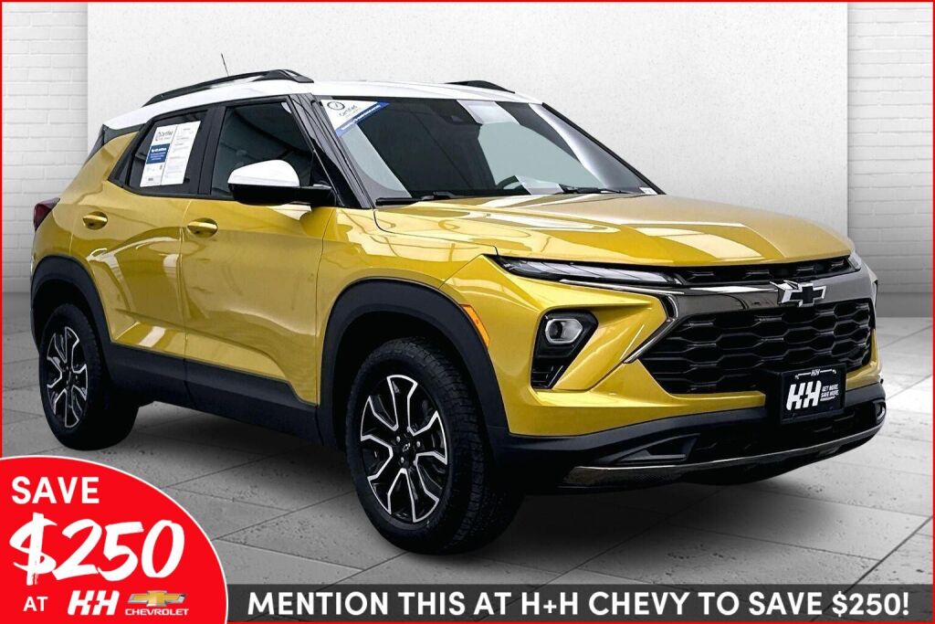 Nitro Yellow Metallic 2024 Chevrolet Trailblazer ACTIV AWD SUV / Crossover Four-Wheel Drive 9-Speed Automatic