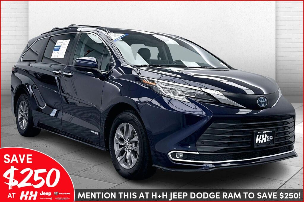 Blueprint 2021 Toyota Sienna XLE 7-Passenger FWD Minivan Front-Wheel Drive Continuously Variable Transmission