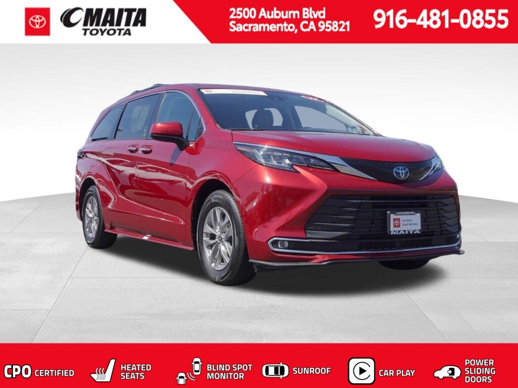 Red (Ruby Flare Pearl) 2022 Toyota Sienna XLE 7-Passenger FWD Minivan Front-Wheel Drive Continuously Variable Transmission