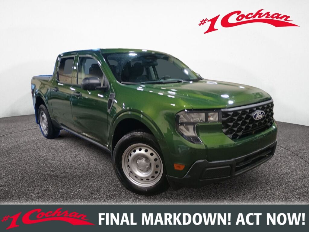 Eruption Green 2025 Ford Maverick XL SuperCrew FWD Pickup Truck Front-Wheel Drive Continuously Variable Transmission