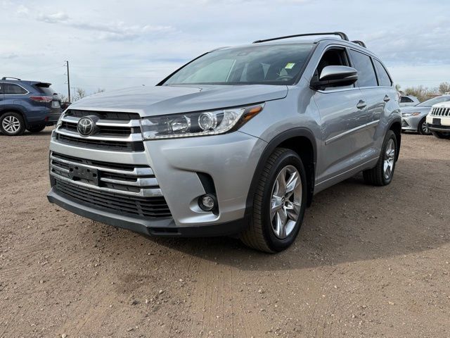 Celestial Silver Metallic 2019 Toyota Highlander Limited AWD SUV / Crossover All-Wheel Drive 8-Speed Automatic