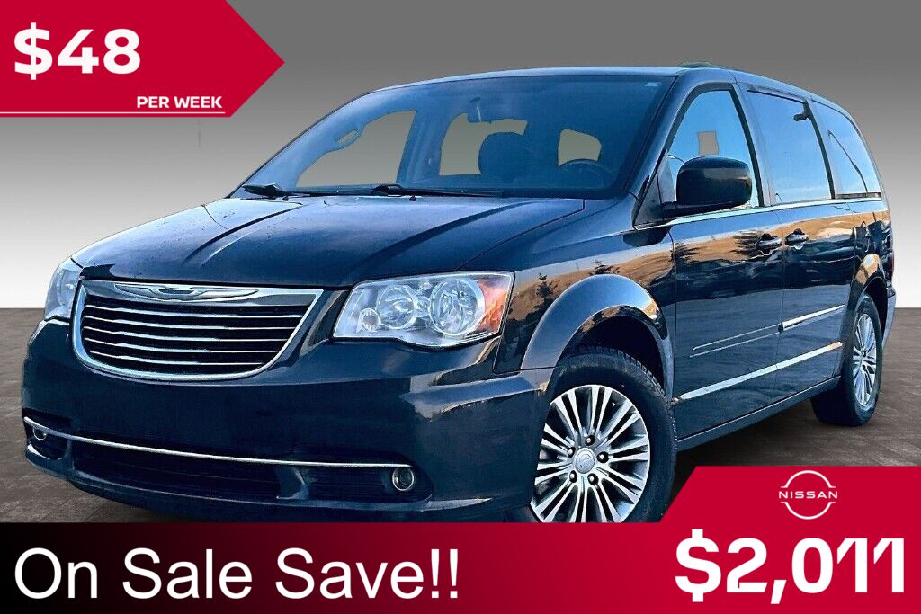 2015 Chrysler Town & Country Touring-L FWD