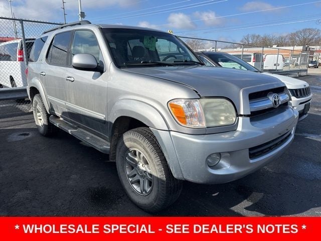 Silver Sky Metallic 2005 Toyota Sequoia SR5 4WD SUV / Crossover Four-Wheel Drive 5-Speed Automatic Overdrive