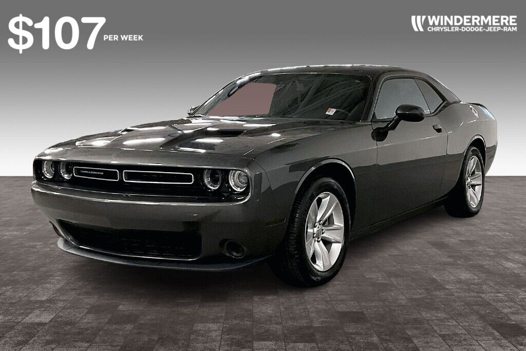 2023 Dodge Challenger SXT RWD
