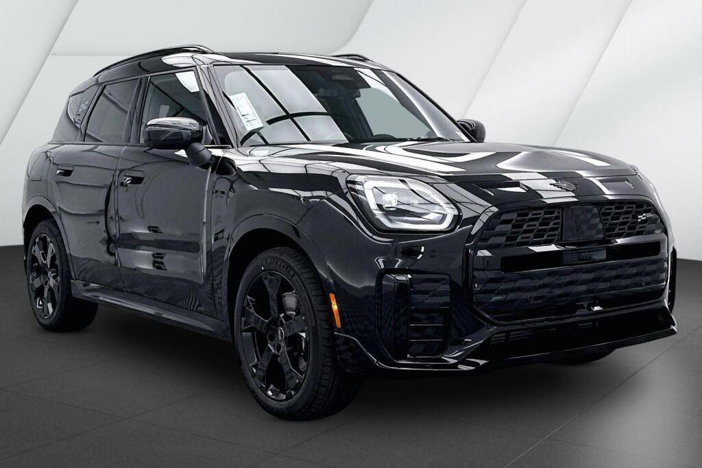 Midnight Black II Metallic 2026 MINI Countryman S ALL4 SUV / Crossover All-Wheel Drive 7-Speed Dual Clutch