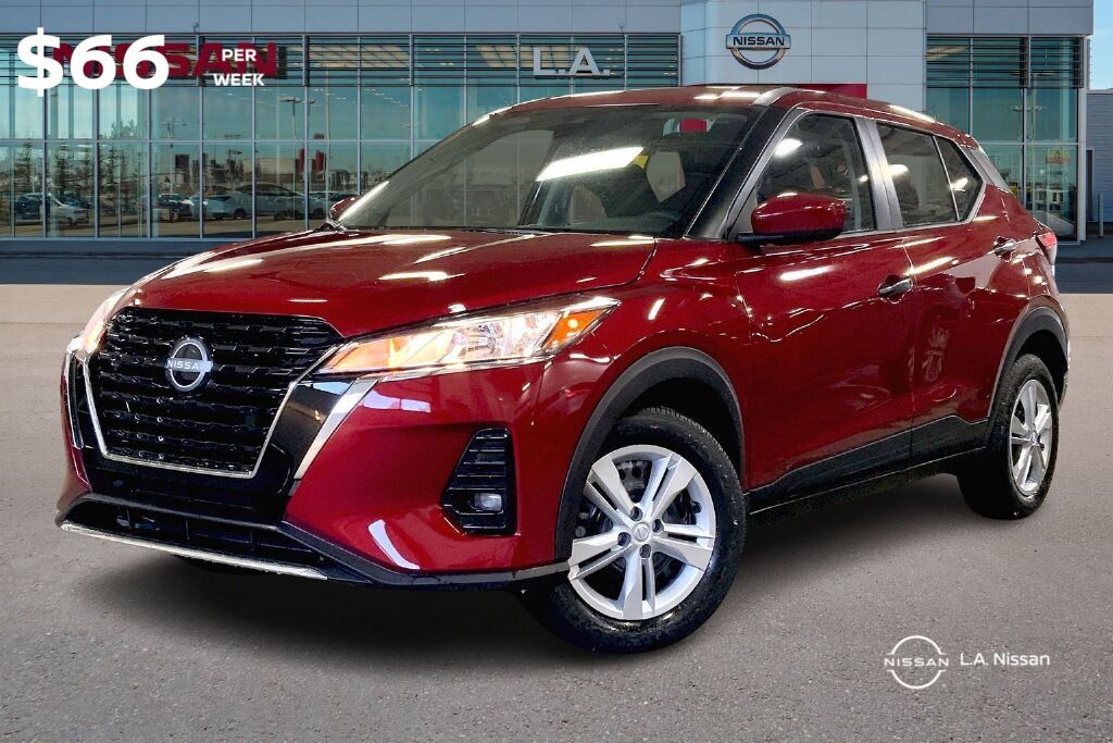 2025 Nissan Kicks Play S FWD