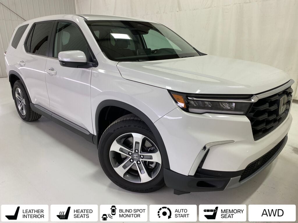 2024 Honda Pilot EX-L Platinum White Pearl at John Sisson Motors