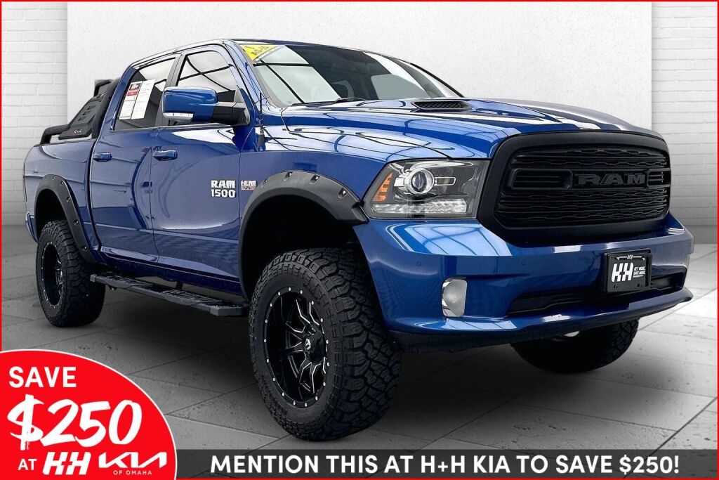 Blue Streak Pearlcoat 2017 RAM 1500 Sport Crew Cab 4WD Pickup Truck Four-Wheel Drive 8-Speed Automatic