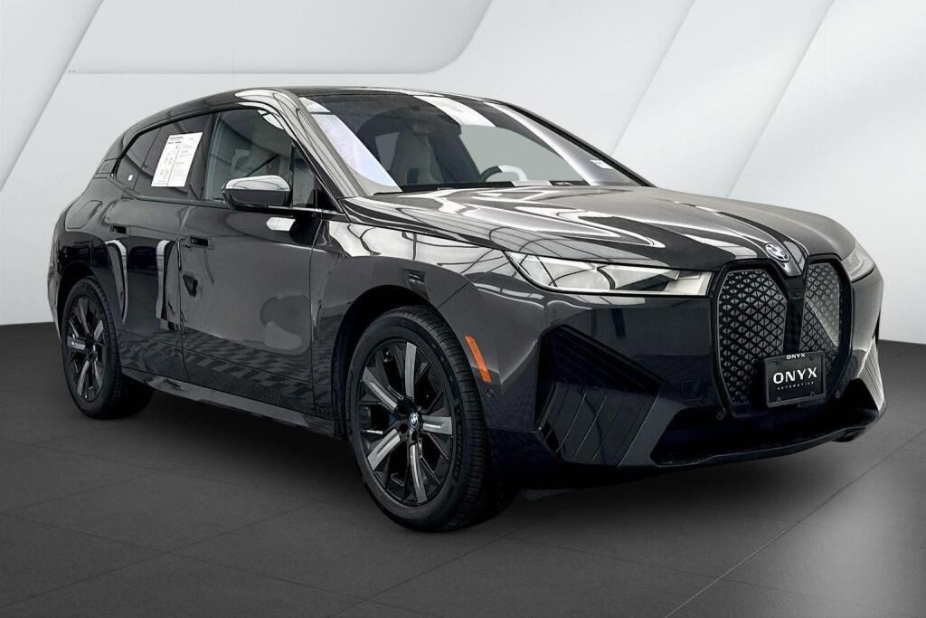Gray (Dark Graphite Metallic) 2024 BMW iX xDrive50 AWD SUV / Crossover All-Wheel Drive Automatic