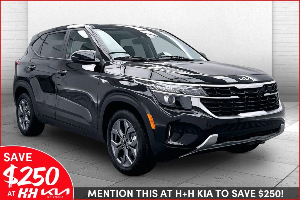 Unknown 2026 Kia Seltos LX FWD SUV / Crossover Front-Wheel Drive Continuously Variable Transmission