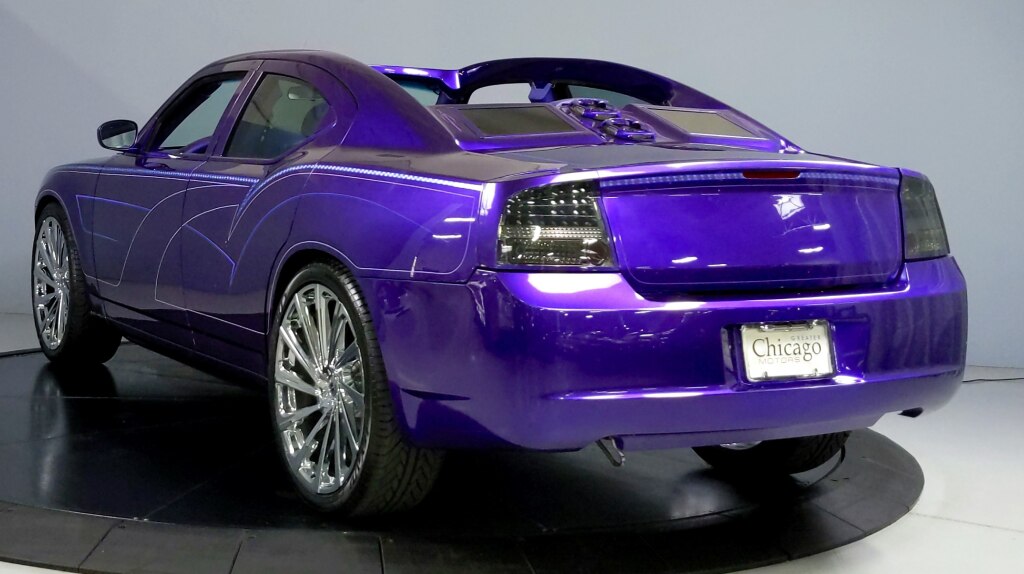 View vehicle photo 5