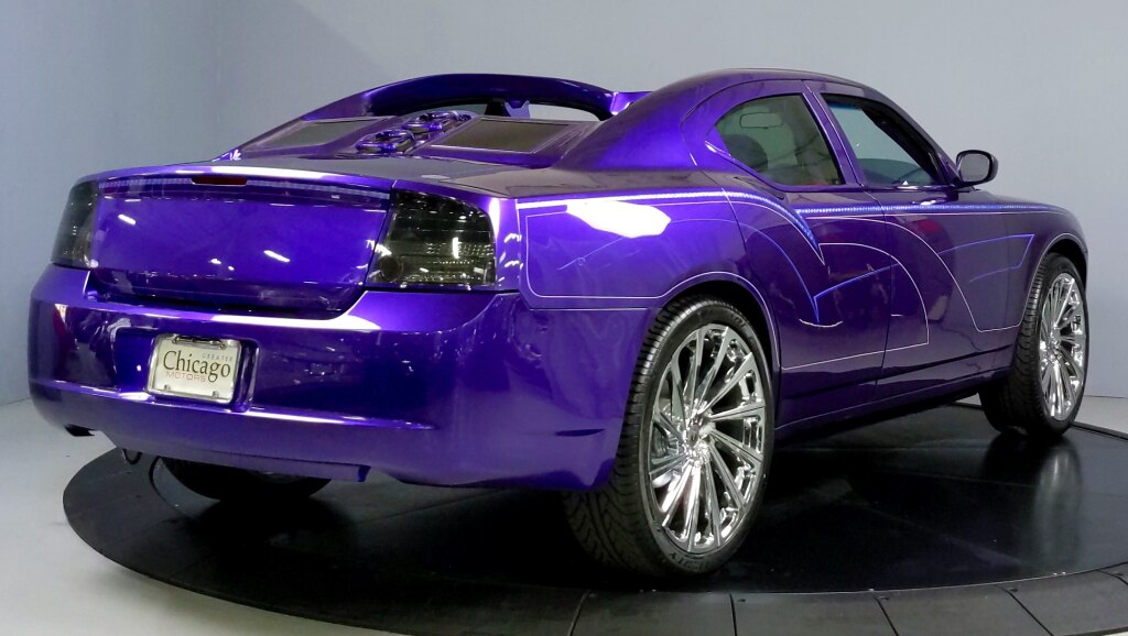 View vehicle photo 6