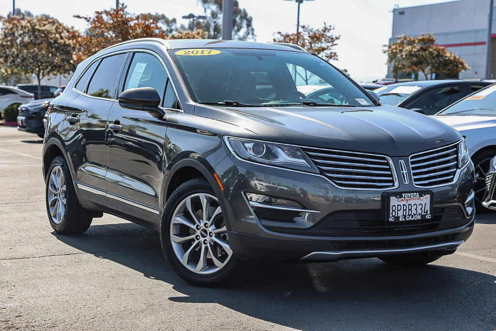 Magnetic Gray Metallic 2017 Lincoln MKC Select FWD SUV / Crossover Front-Wheel Drive 6-Speed Automatic Overdrive