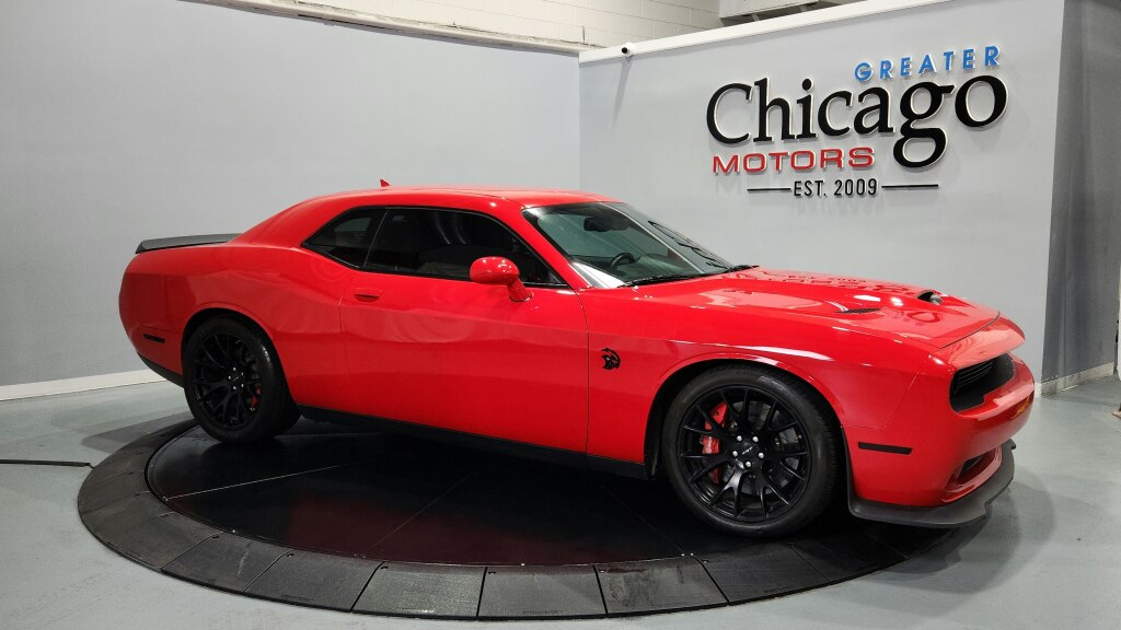 2016 Dodge Challenger SRT Hellcat's photo