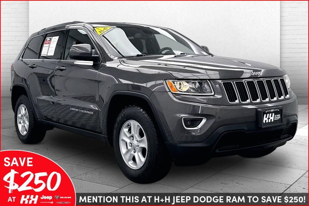 Gray (Granite Crystal Metallic Clearcoat) 2016 Jeep Grand Cherokee Laredo 4WD SUV / Crossover Four-Wheel Drive 8-Speed Automatic
