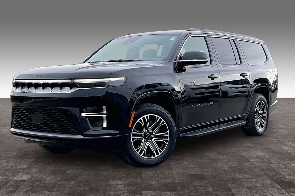 High Gloss Black 2026 Jeep Grand Wagoneer L 8-Speed Automatic