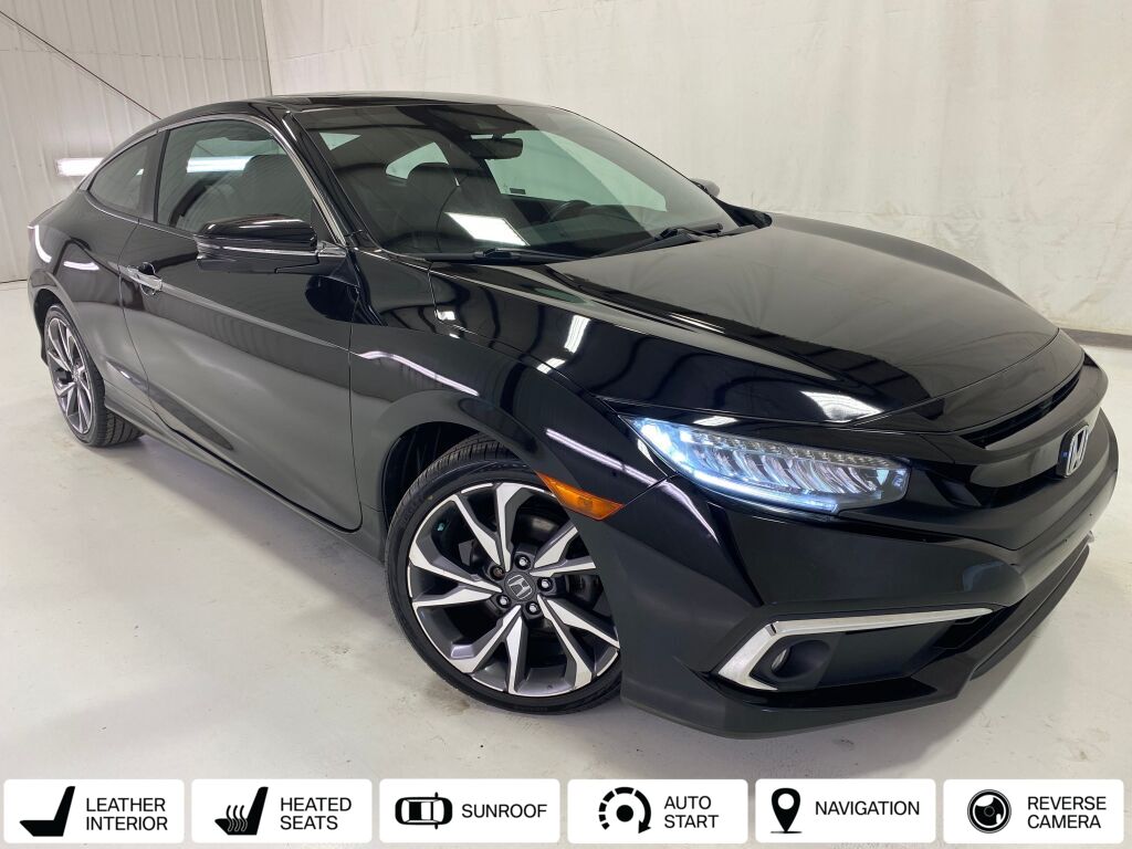 2019 Honda Civic Touring Crystal Black Pearl at South Hills CDJR
