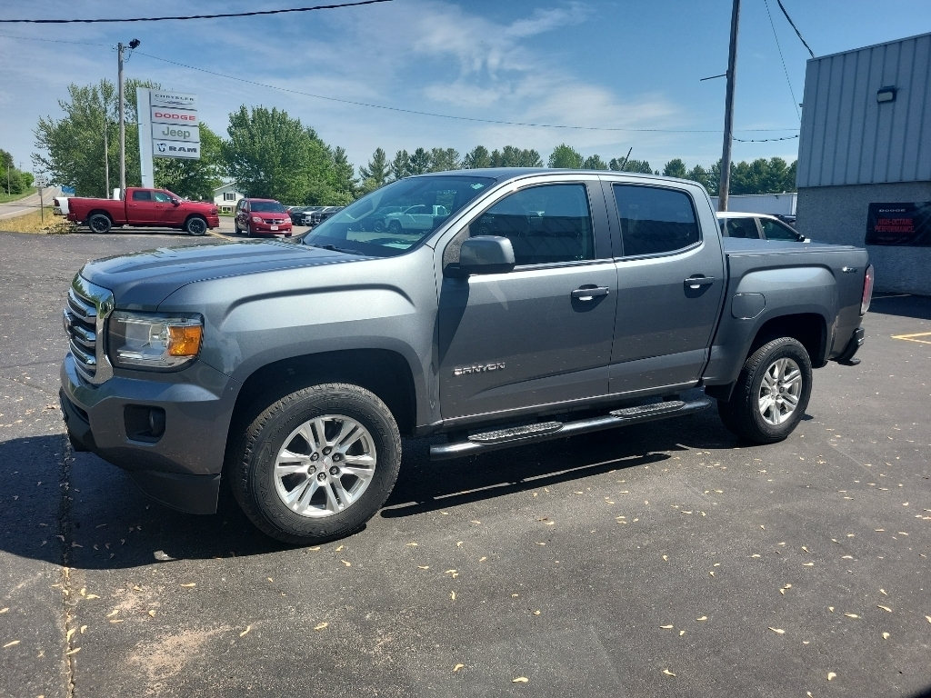 Gray (Satin Steel Metallic) 2019 GMC Canyon SLE Crew Cab 4WD Pickup Truck Four-Wheel Drive 8-Speed Automatic