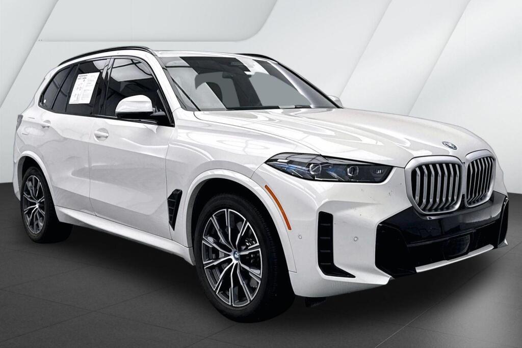 Mineral White Metallic 2025 BMW X5 xDrive50e AWD SUV / Crossover All-Wheel Drive Automatic