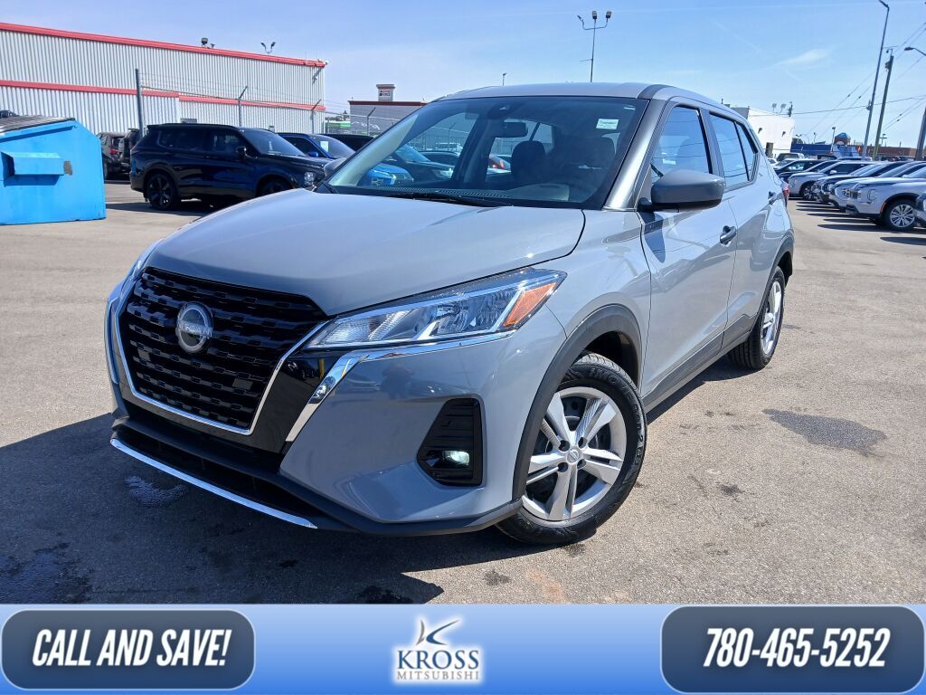 Gray (Boulder Grey Pearl) 2025 Nissan Kicks Play S FWD SUV / Crossover Front-Wheel Drive Continuously Variable Transmission