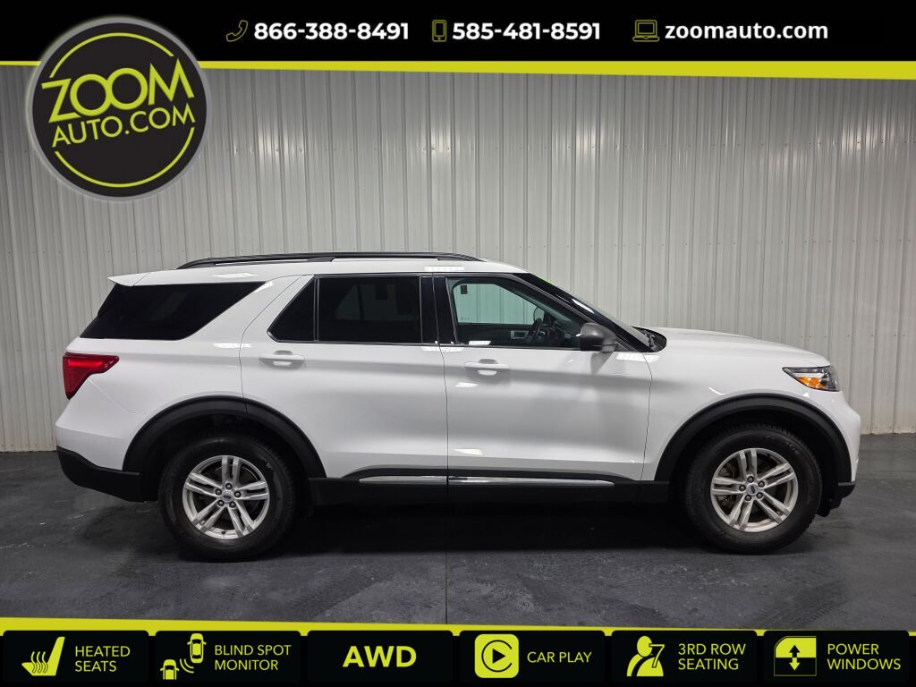 White 2024 Ford Explorer XLT AWD SUV / Crossover All-Wheel Drive Automatic