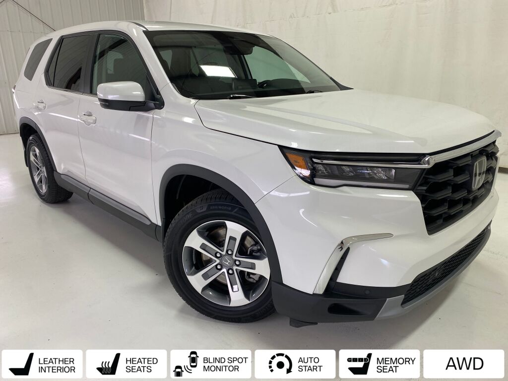 2023 Honda Pilot EX-L Platinum White Pearl at Sutliff Volkswagen